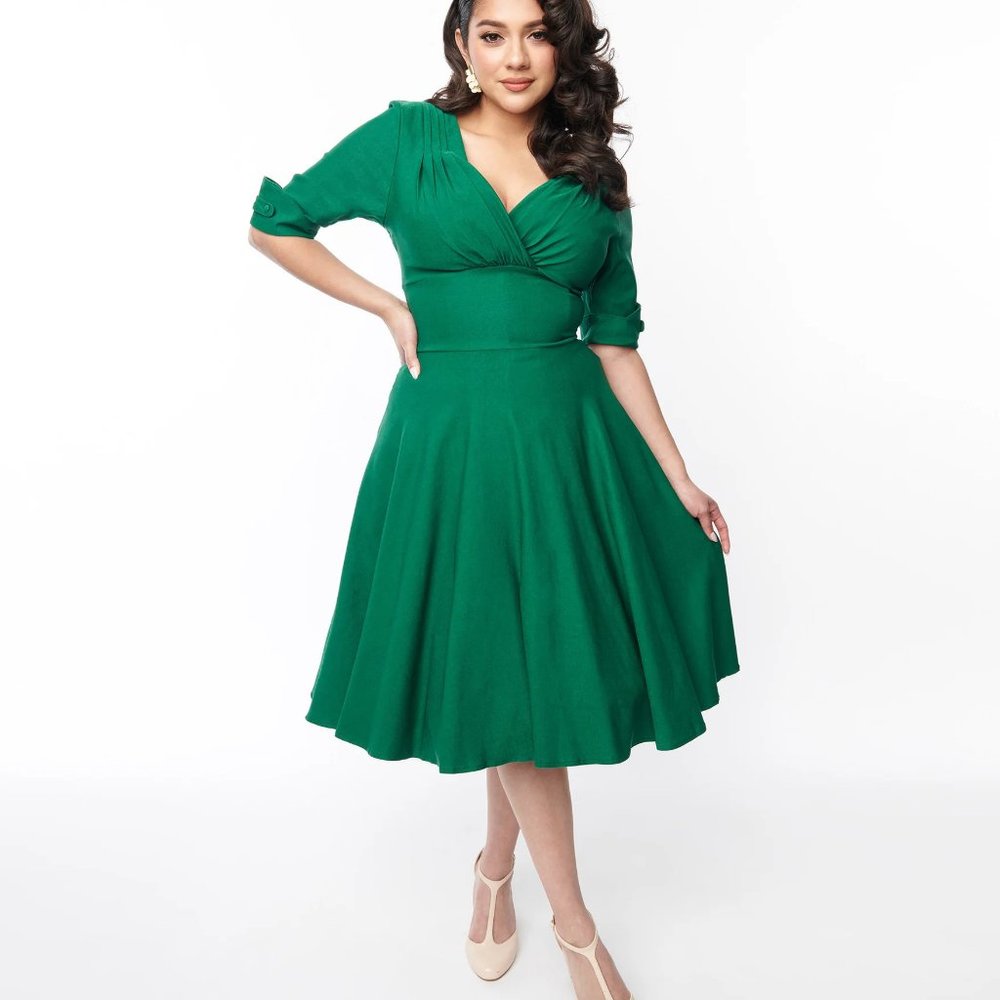 Unique Vintage Emerald Green Delores Swing Dress with Sleeves -Size XL